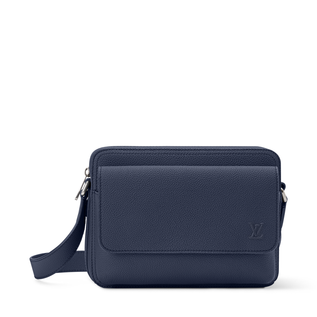LOUIS VUITTON ポーチ ダークブルー　ノベルティー LOUIS VUITTON ポーチ ダークブルー ノベルティー - メルカリ